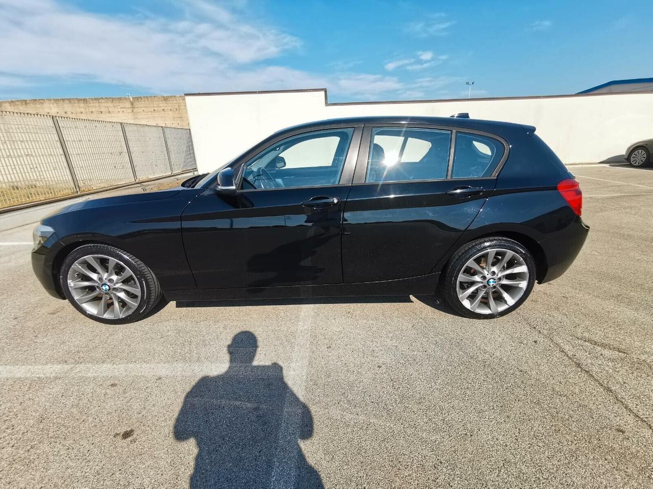 Bmw 116 5p. Urban solo km.88000