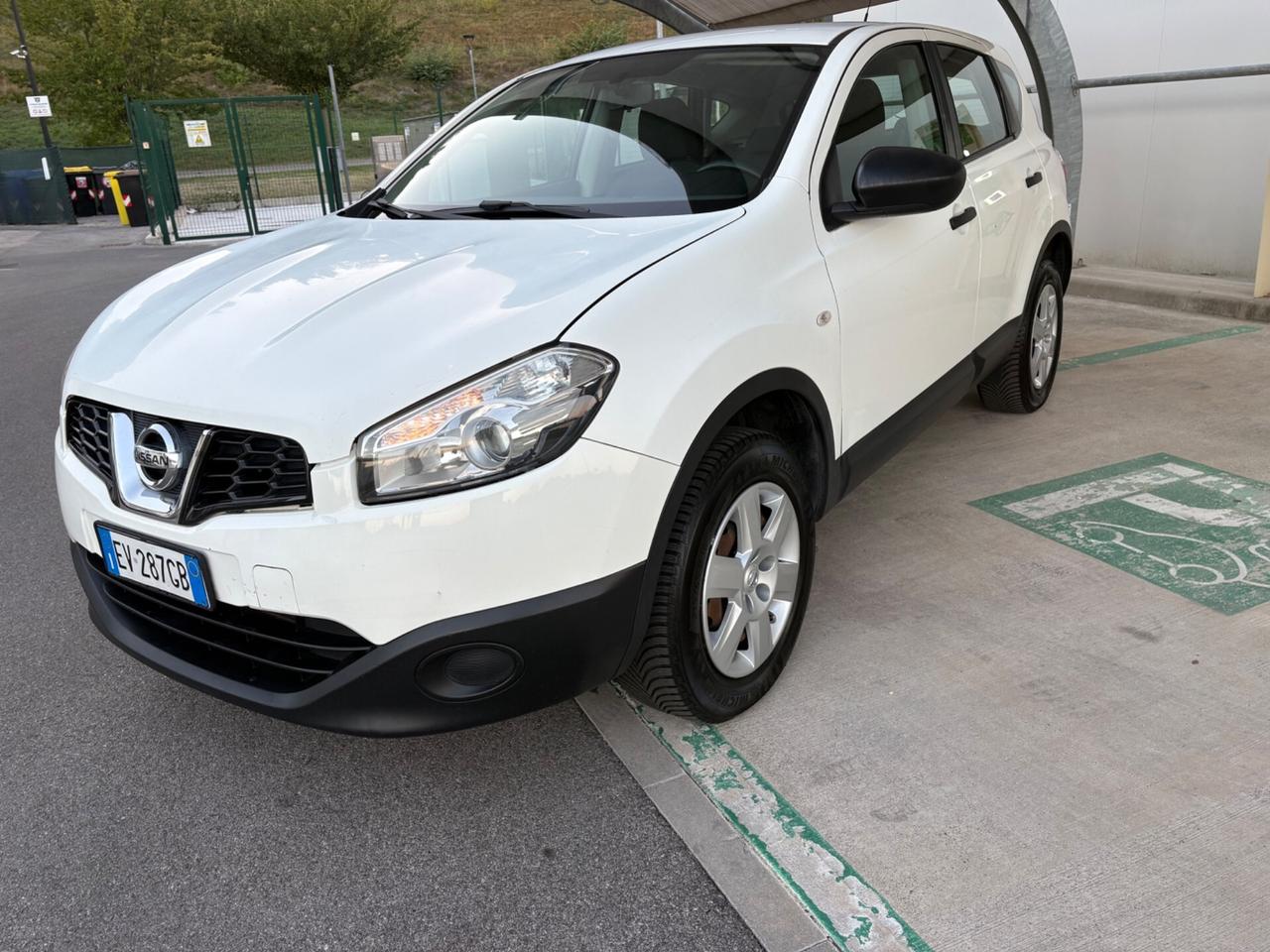 Nissan Qashqai 1.5 dCi anno 2014 garanzia 12/24.