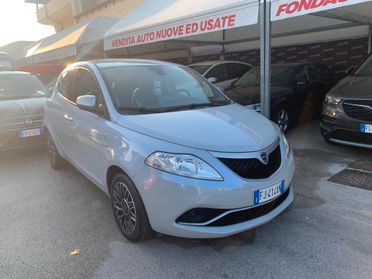 Lancia Ypsilon 1.2 69 CV 5 porte Silver