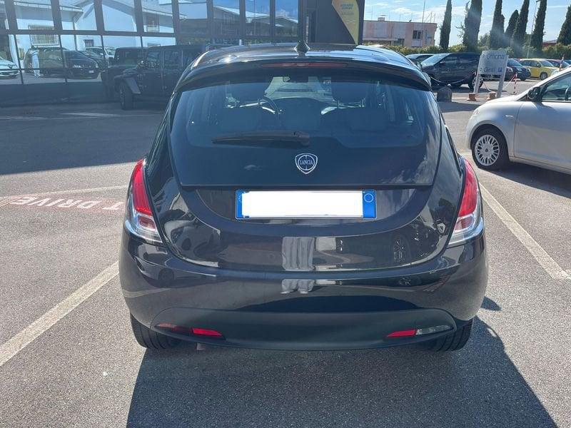Lancia Ypsilon Ypsilon 1.0 FireFly 5 porte S&S Hybrid Silver