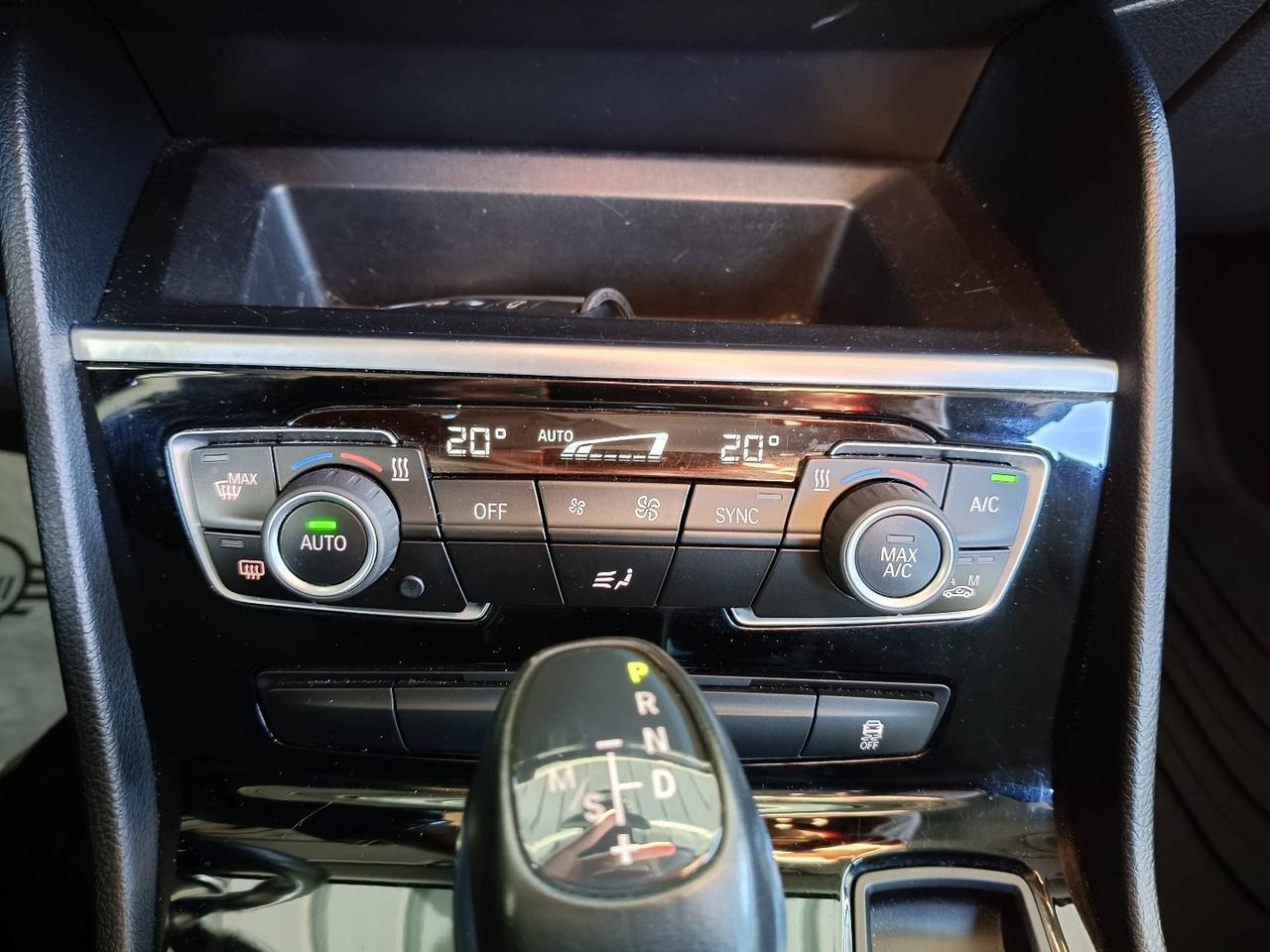 BMW Serie 2 F45 2014 Active Tourer - 218d Active Tourer auto