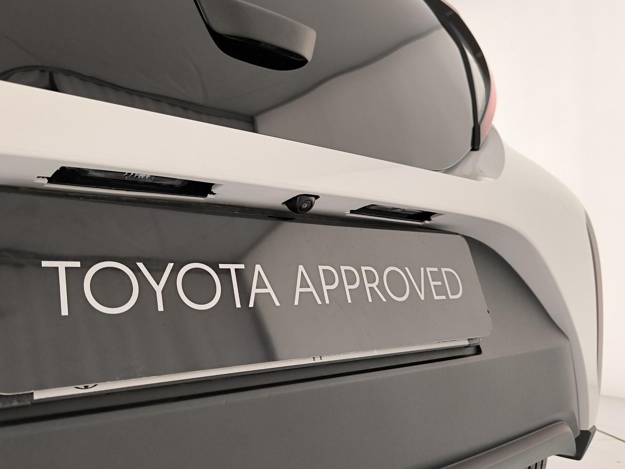 Toyota Aygo x 1.0 active 72cv