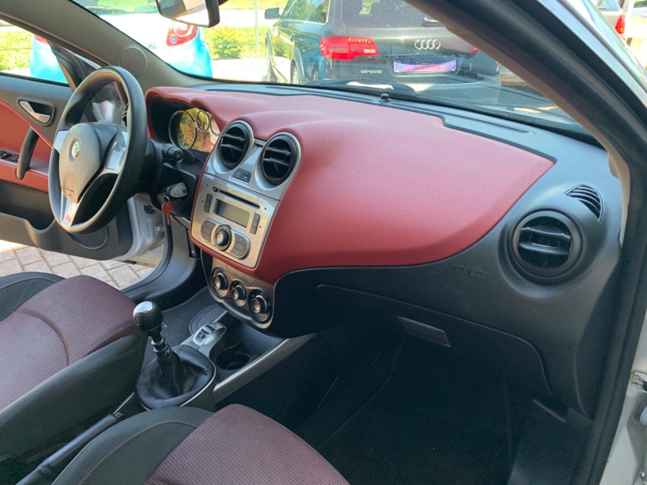 Alfa Romeo MiTo 1.4 78 CV Distinctive Sport Pack