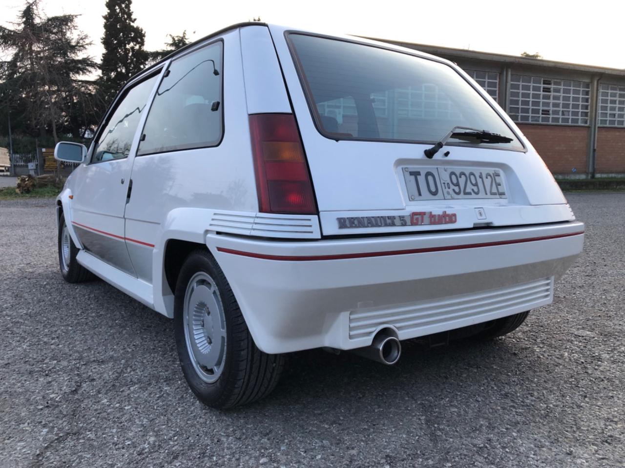Renault Super 5 GT TURBO