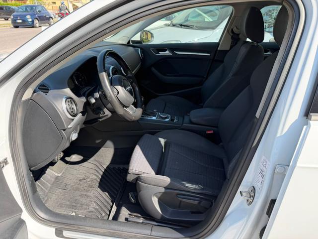 AUDI A3 1.6 TDI AUTOMATICA S TRONIC