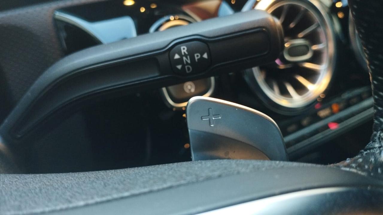 Mercedes-benz A 180 d Edition AMG line