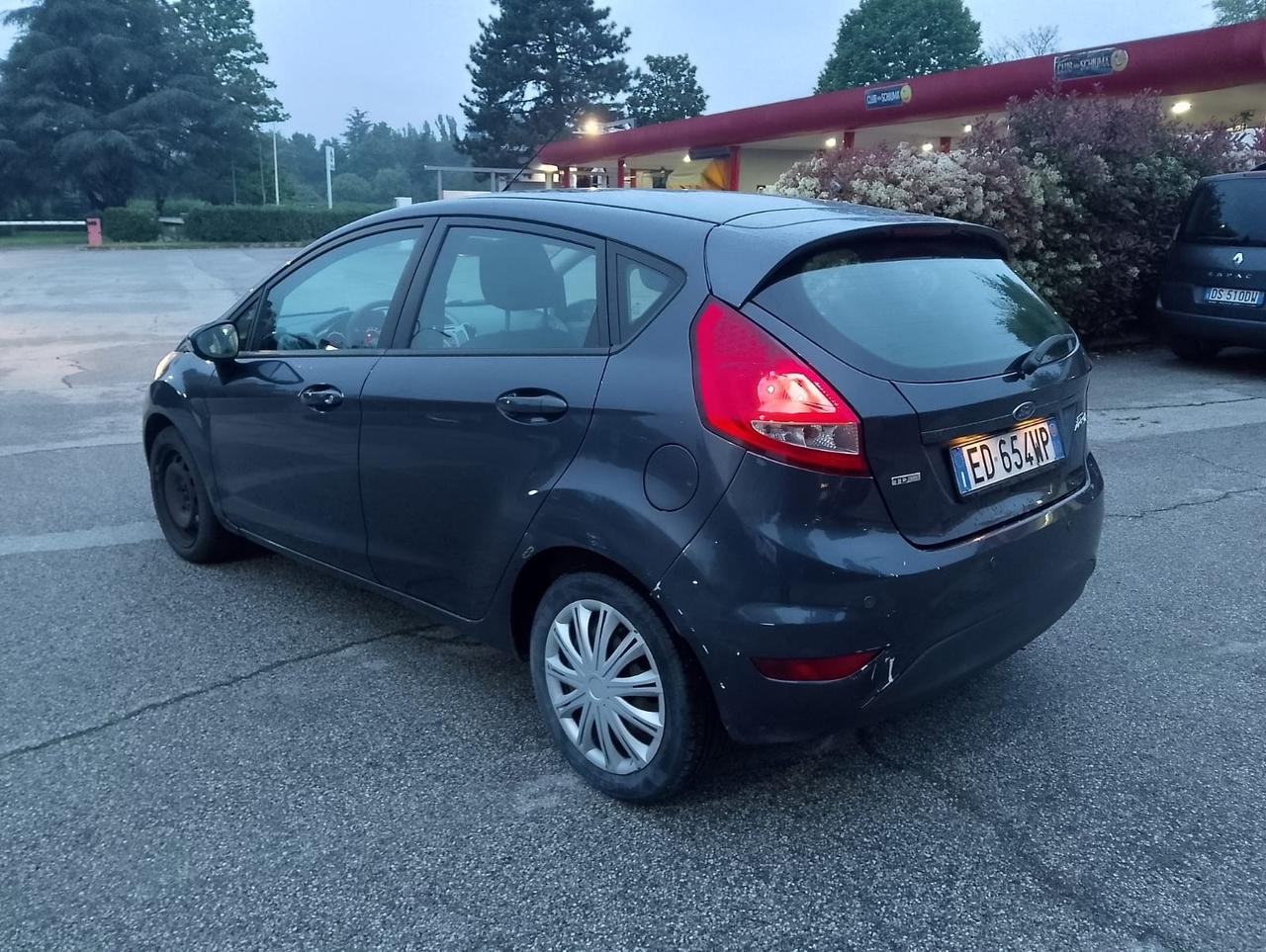 Ford Fiesta 1.6 TDCi 95 CV 5p. Titanium perfetto stato