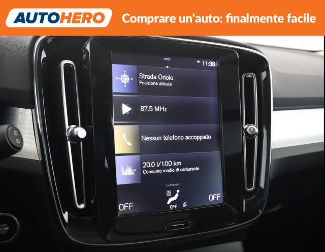 VOLVO XC40 D4 AWD Geartronic Momentum