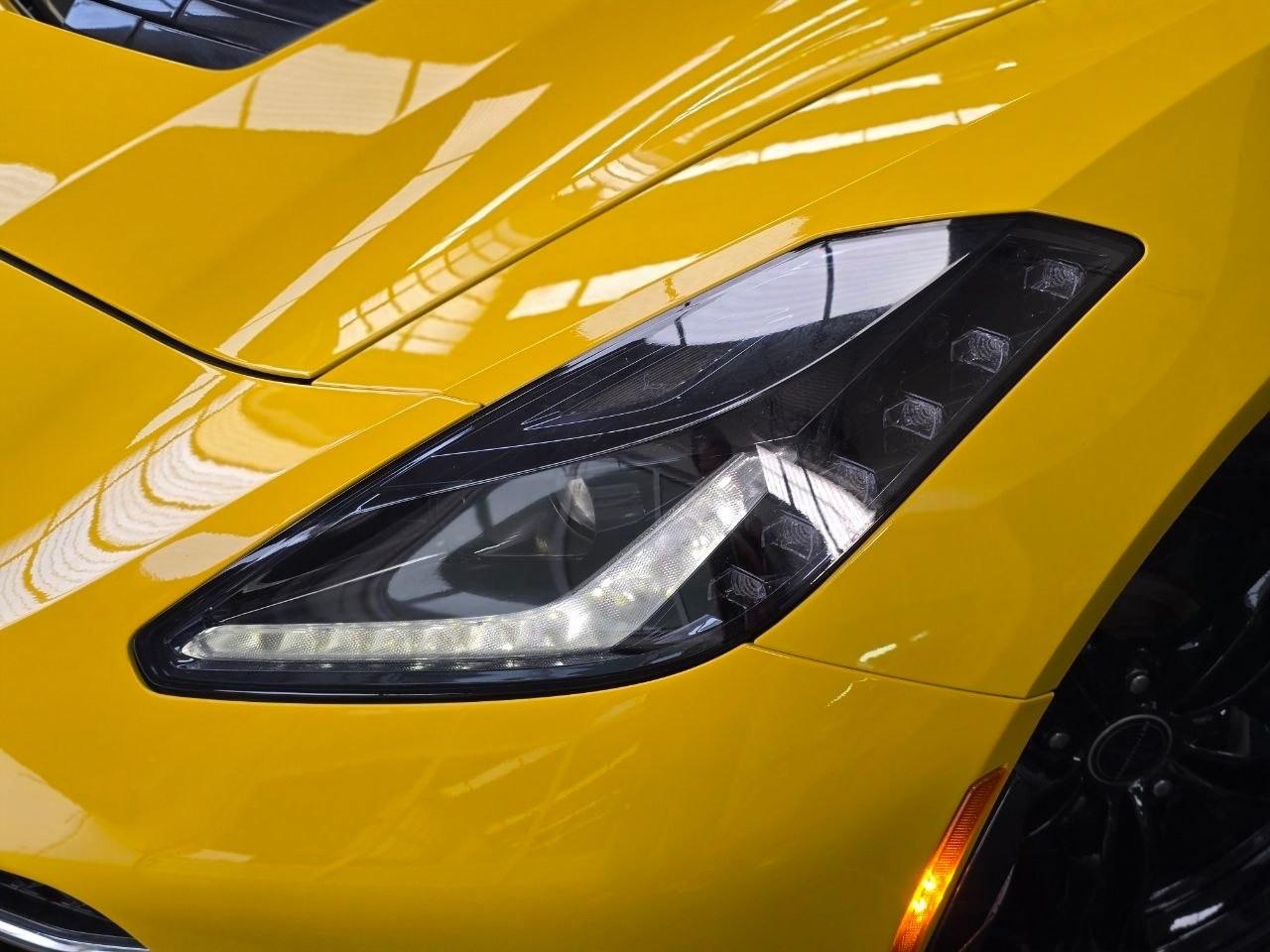 Chevrolet Corvette Stingray 6.2 V8 Z51 2LT
