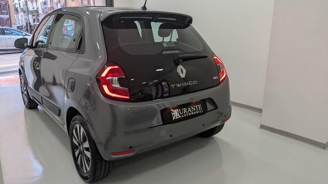 Renault Twingo Electric ADATTA NEOPATENTATI Zen