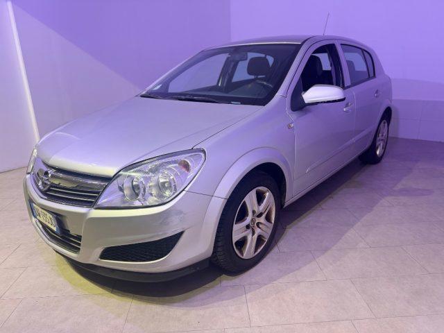 OPEL Astra 1.6 16V VVT 5 porte Cosmo