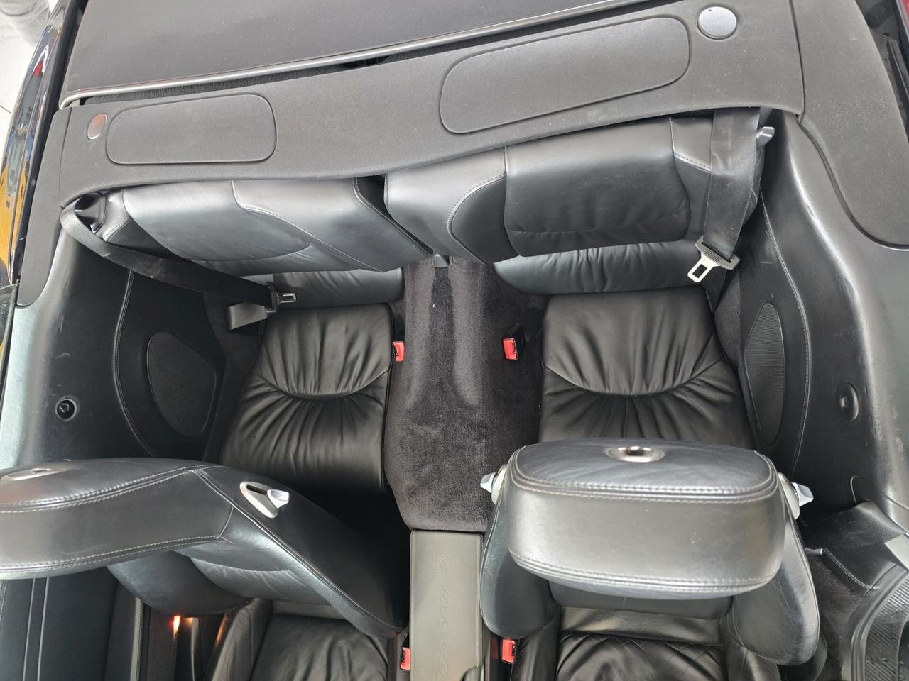 Porsche 911 Carrera 4S Cabriolet