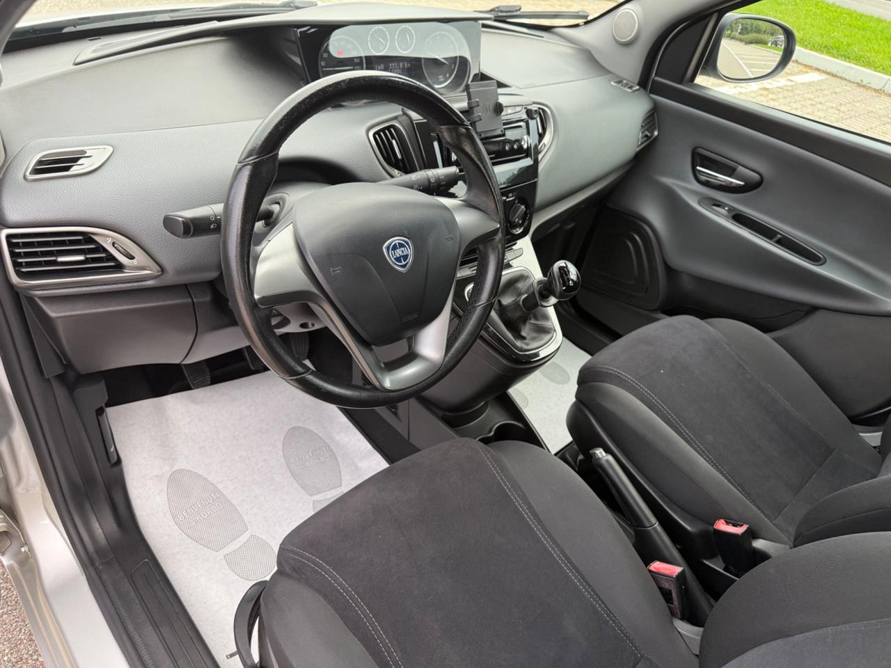 Lancia Ypsilon 1.2 69 CV 5 porte GPL Ecochic Gold*Aux*Usb