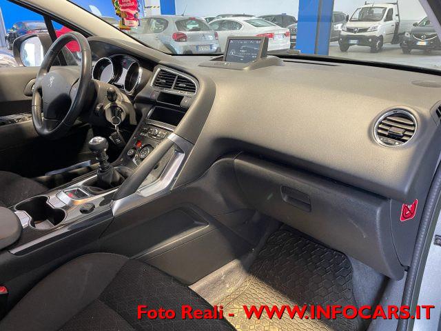 PEUGEOT 3008 1.6 HDi 115CV Active
