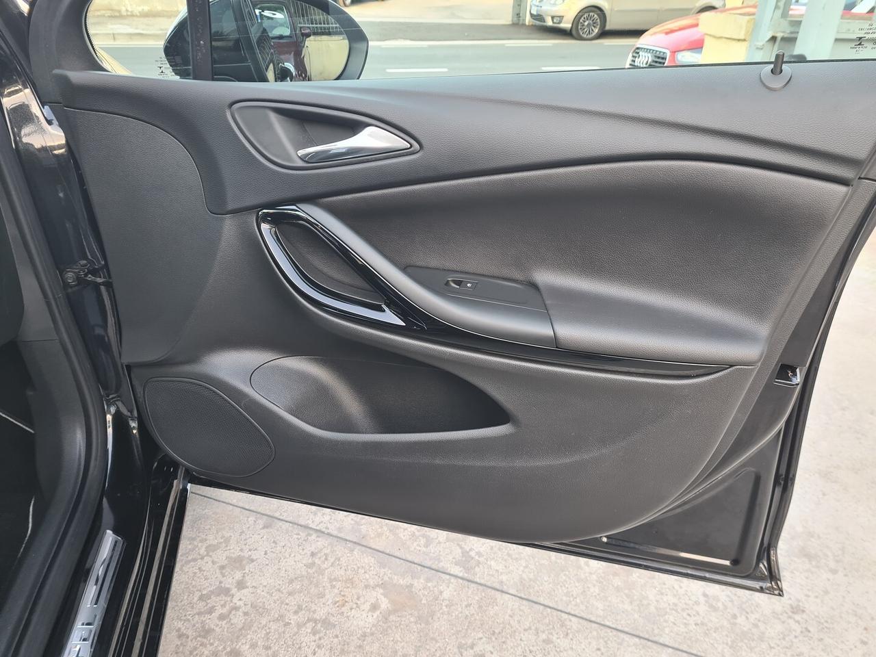 OPEL ASTRA 1.6 110CV START&STOP INNOVATION 2017