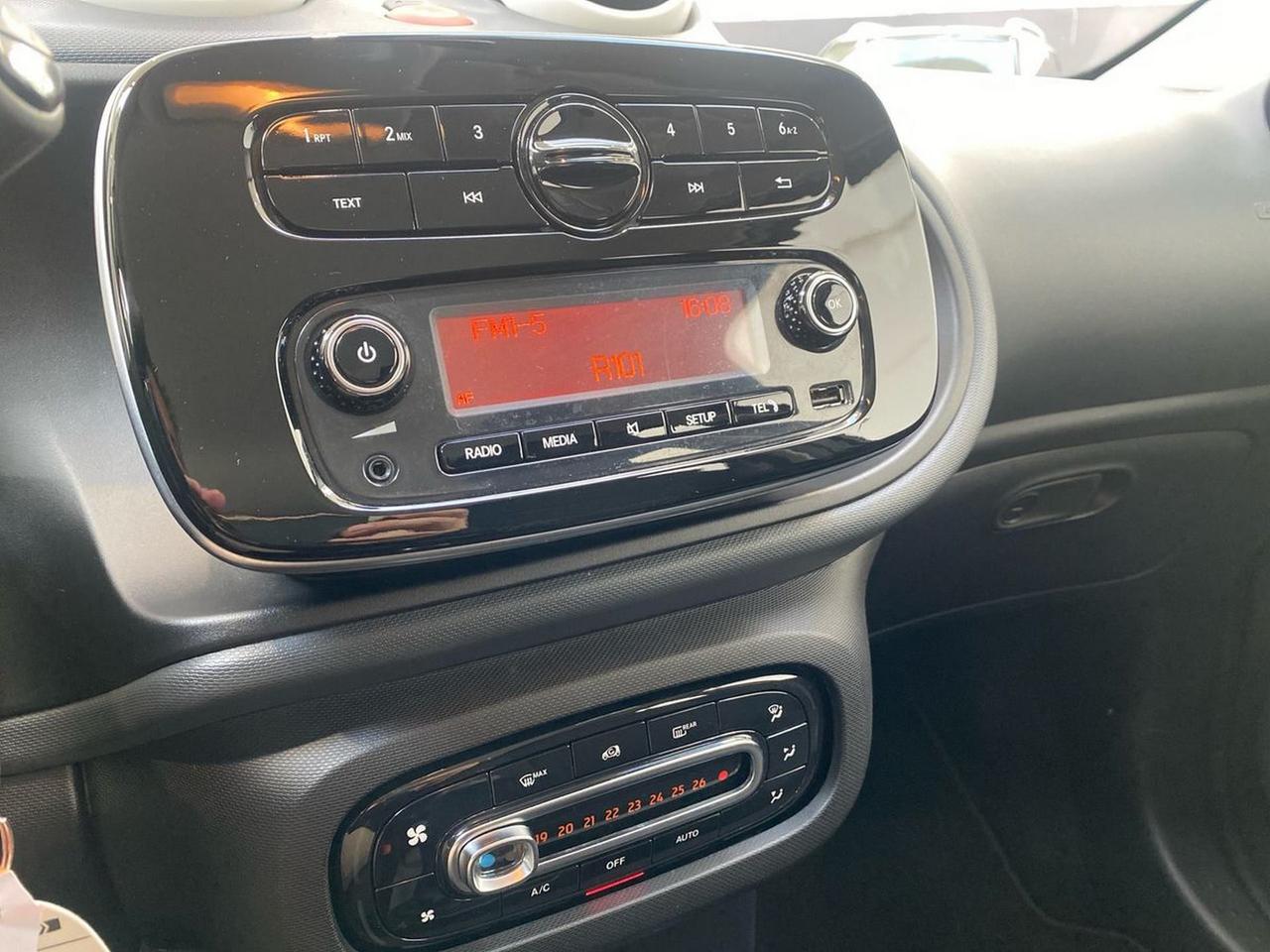 SMART Forfour II 2015 - Forfour 1.0 Passion 71cv my18