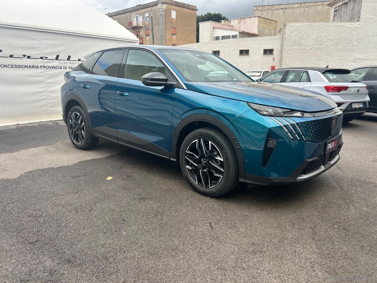 PEUGEOT 3008 Hybrid 145 e-DCS6 Allure KM/0