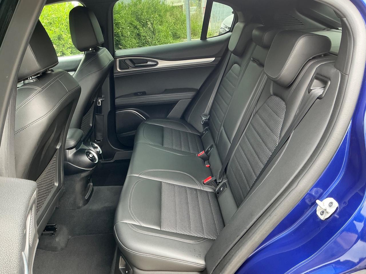 Alfa Romeo Stelvio 2.2 Turbodiesel 190 CV AT8 Q4 Sprint Automatico