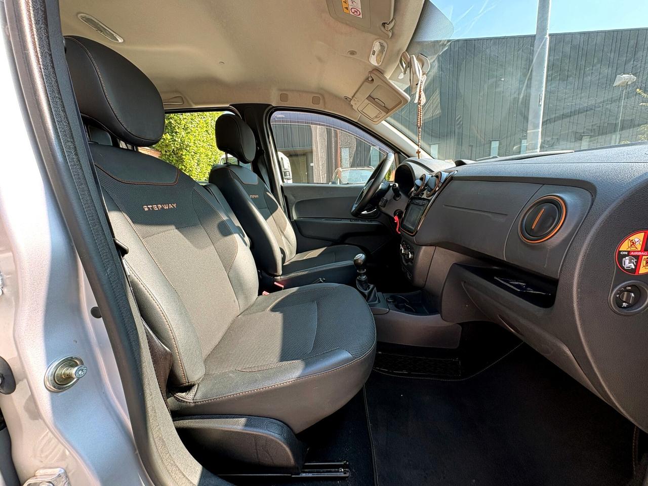 DACIA LODGY 1.5D 6m-7POSTI- 49800km-FULL-2018