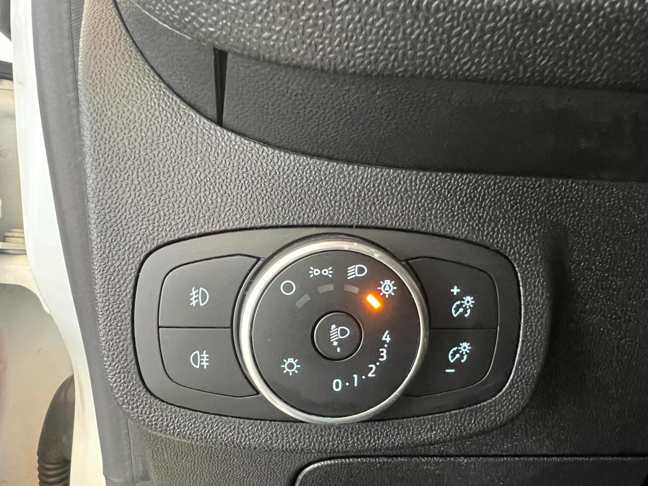 Ford Fiesta 1.5 TDCi 120 CV 3 porte ST-Line OK NEOPATENTATI