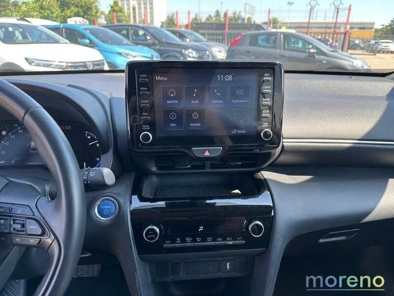 Toyota Yaris Cross 1.5h Business fwd 116 CV e-cvt