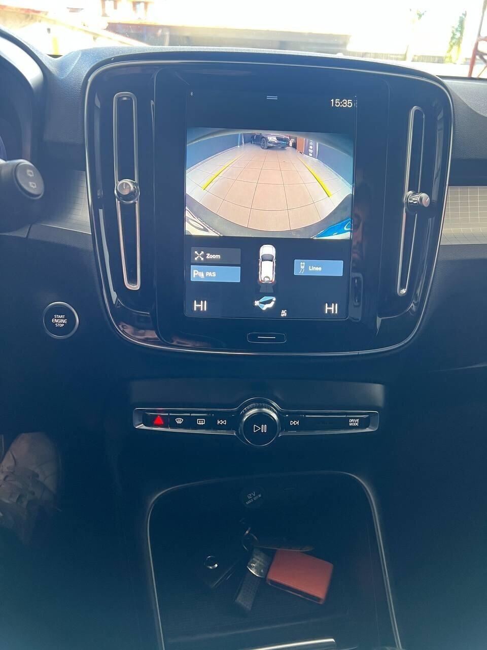 Volvo XC40 T2 Momentum Core