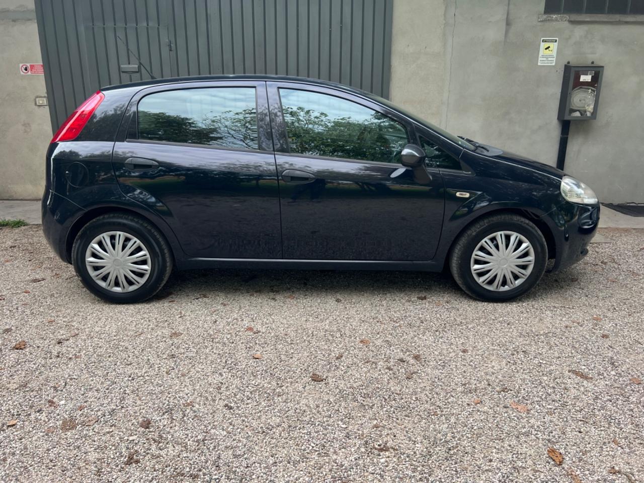 Fiat grande punto neopatentati