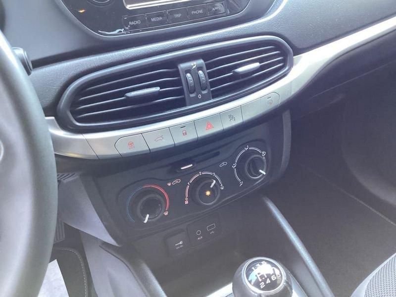 FIAT Tipo 4P 1.4 OPENING EDITION 95CV