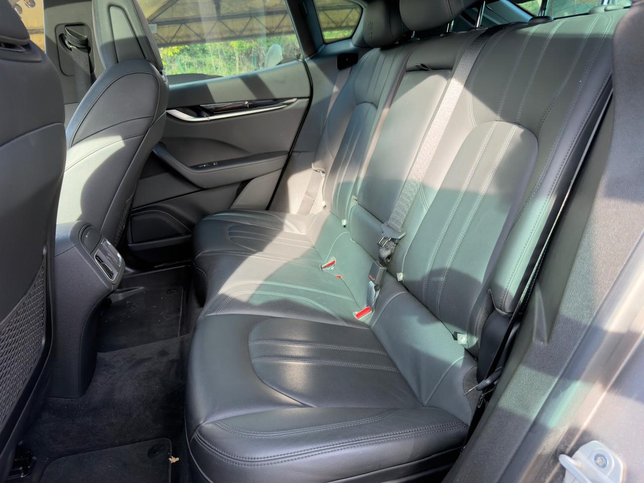 Maserati Levante V6 Diesel 275 CV AWD Gransport