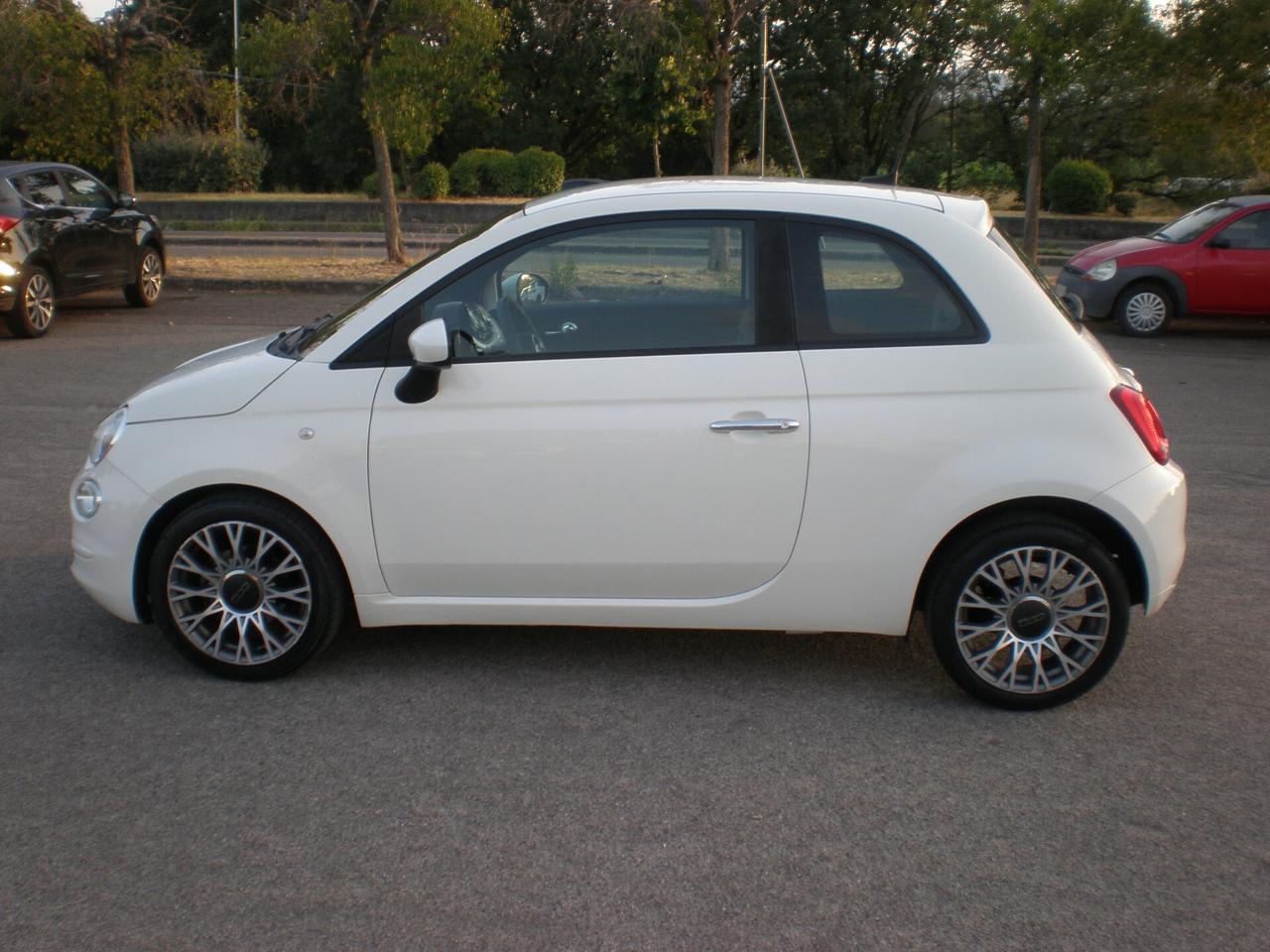 Fiat 500 1.0 Hybrid, pochissimi km, da vetrina