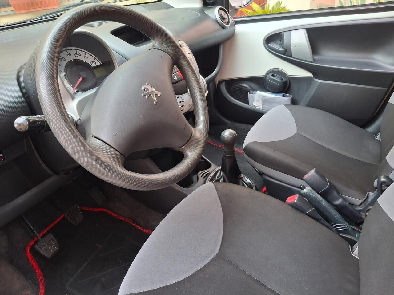 Peugeot 107 1.0 Benzina 68CV. 5 Porte-OK NEOPATENTATI-