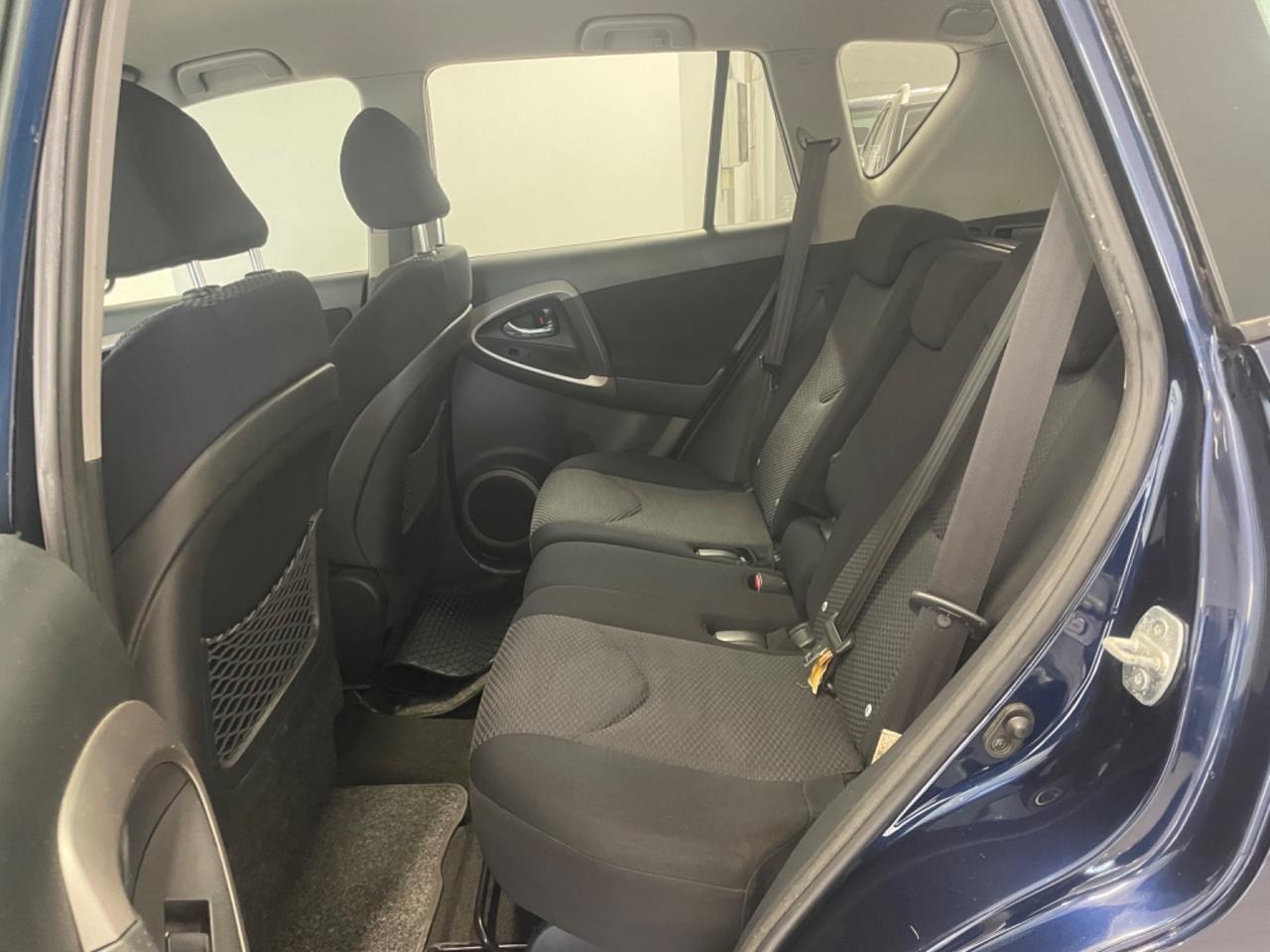 Toyota RAV4 2.2 D-4D 136 CV Sol 4x4 Perfetta