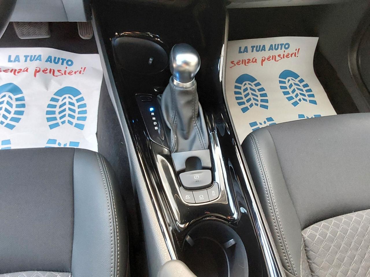 Toyota C-HR 1.8 Hybrid E-CVT Trend KM 4.400