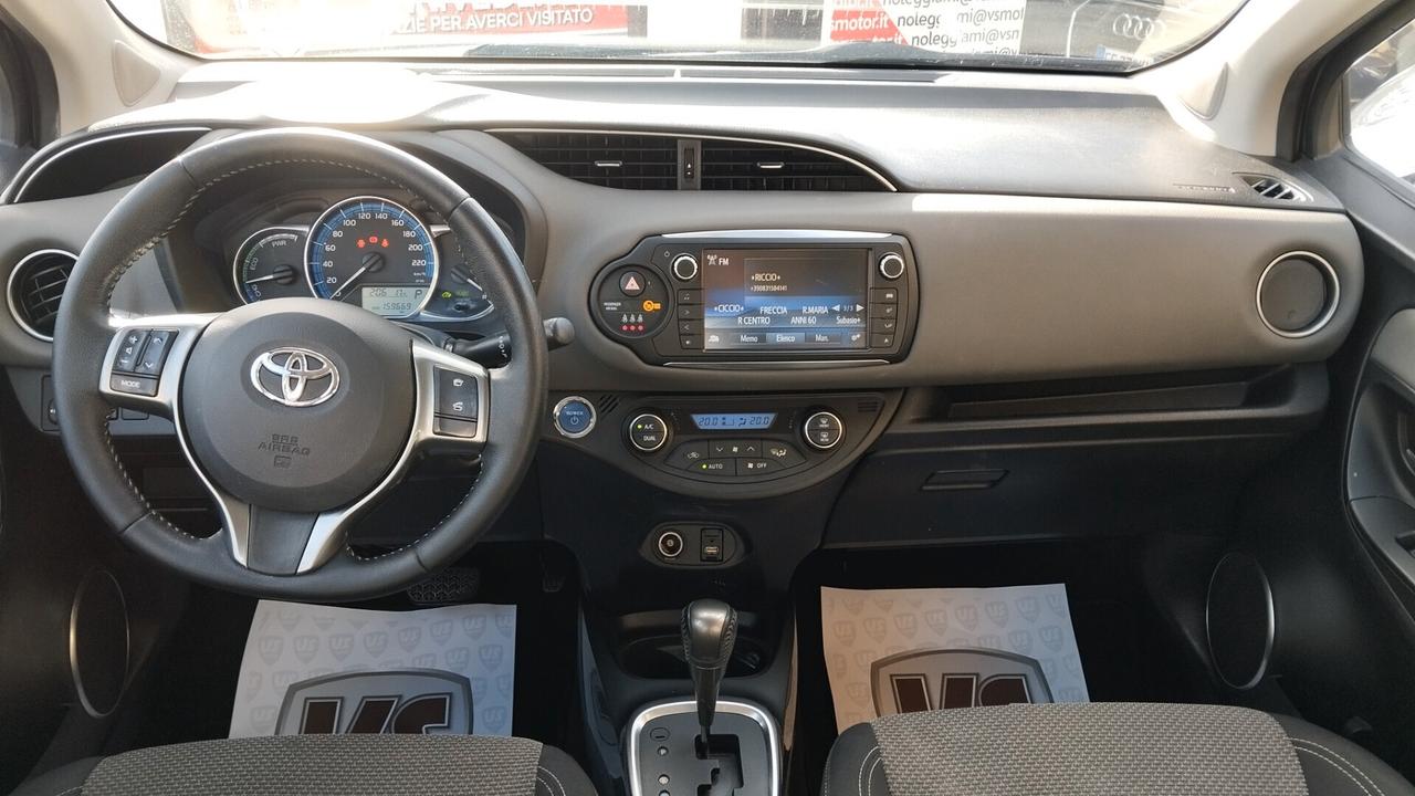 TOYOTA YARIS 1.5 Hybrid AUTO -GRANZIA FULL