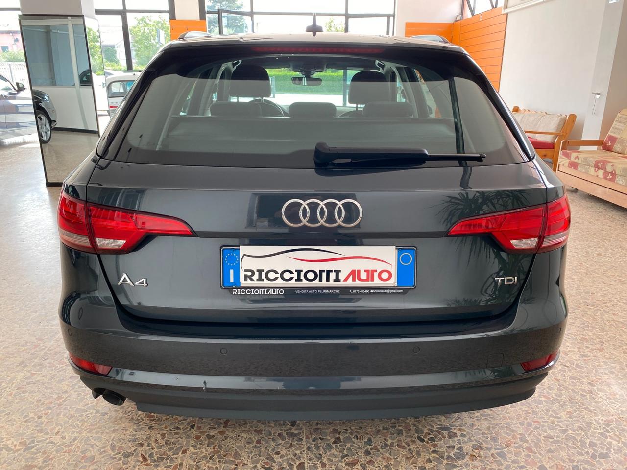 Audi A4 Avant 2.0 TDI 150 CV S tronic Business