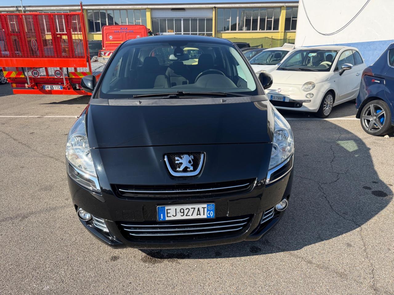 Peugeot 5008 1.6 VTi 120CV Family
