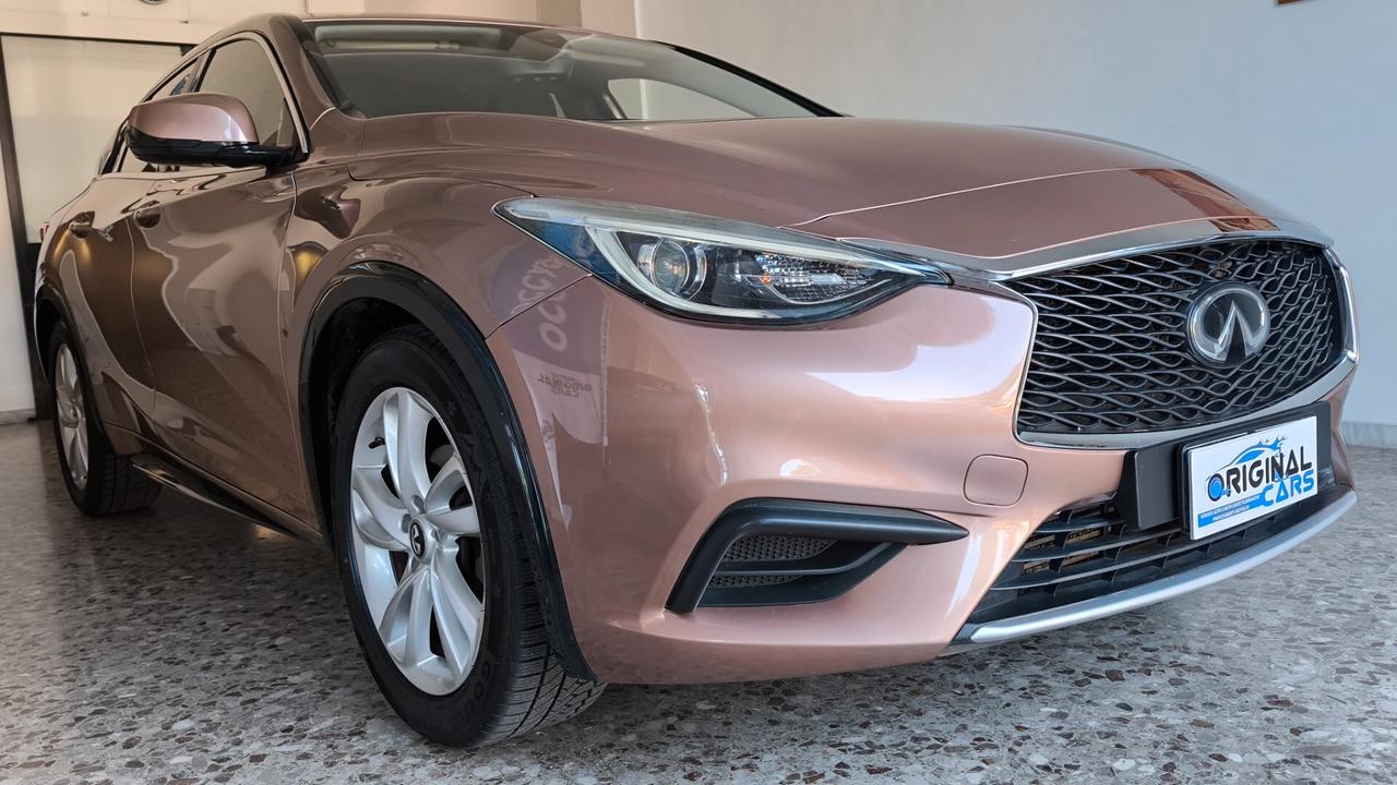 Infiniti Q30 1.5 diesel Business Executive