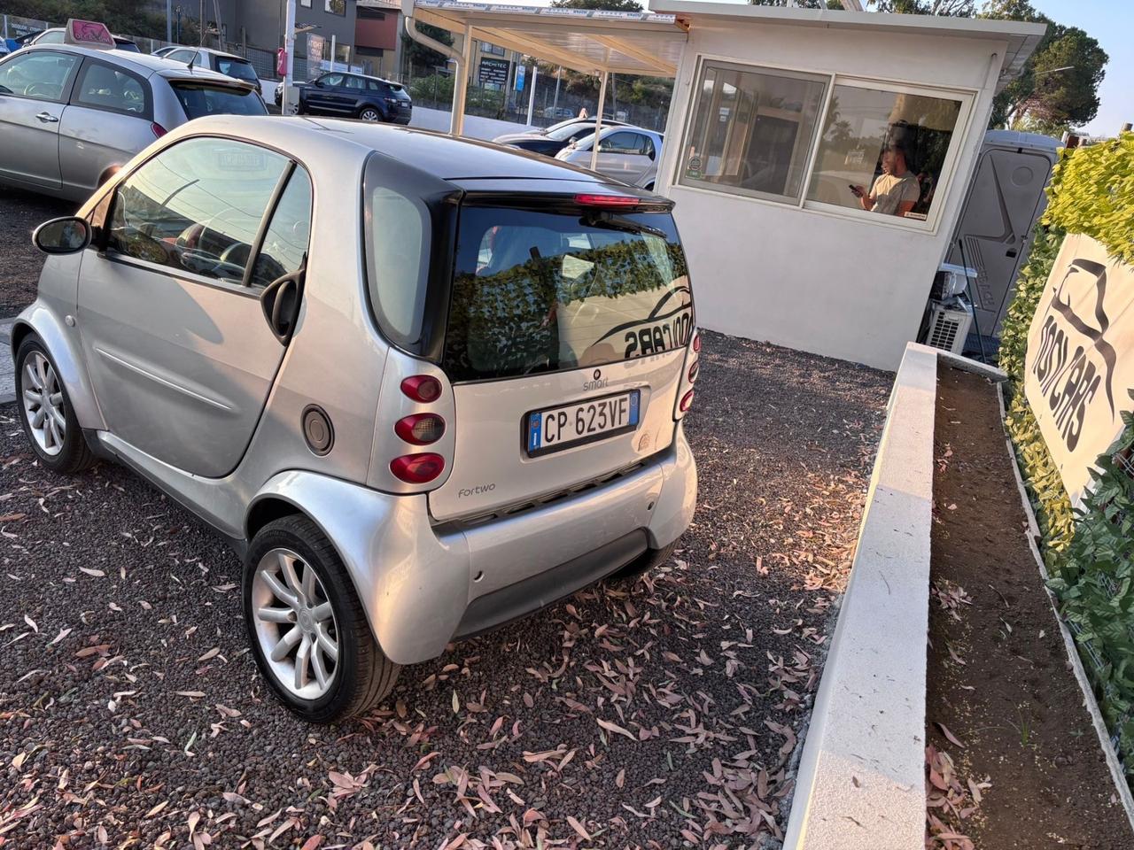 Smart ForTwo 700 coupé pure (37 kW)