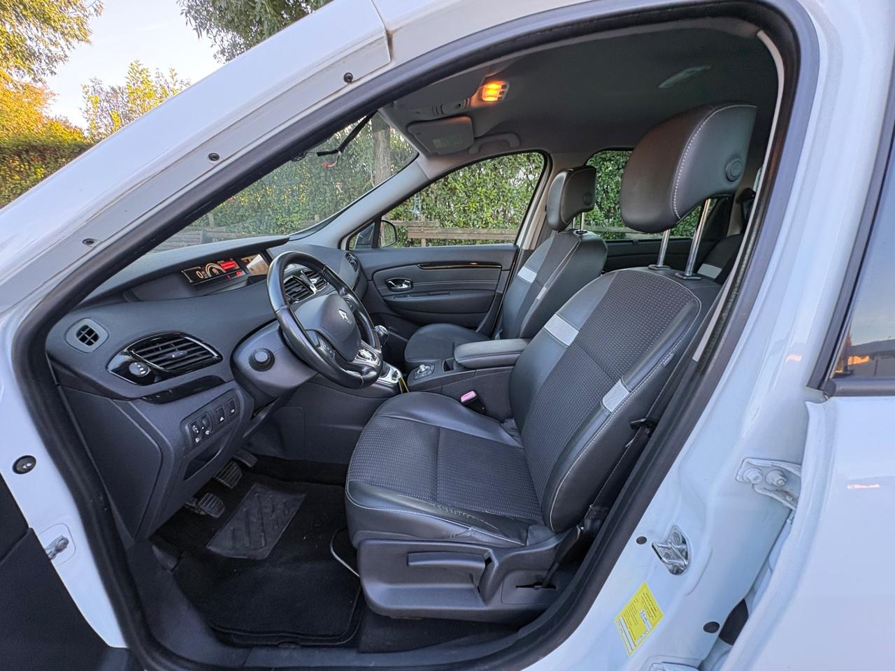 Renault Scenic Scénic XMod 1.6 dCi 130CV Start&Stop Energy