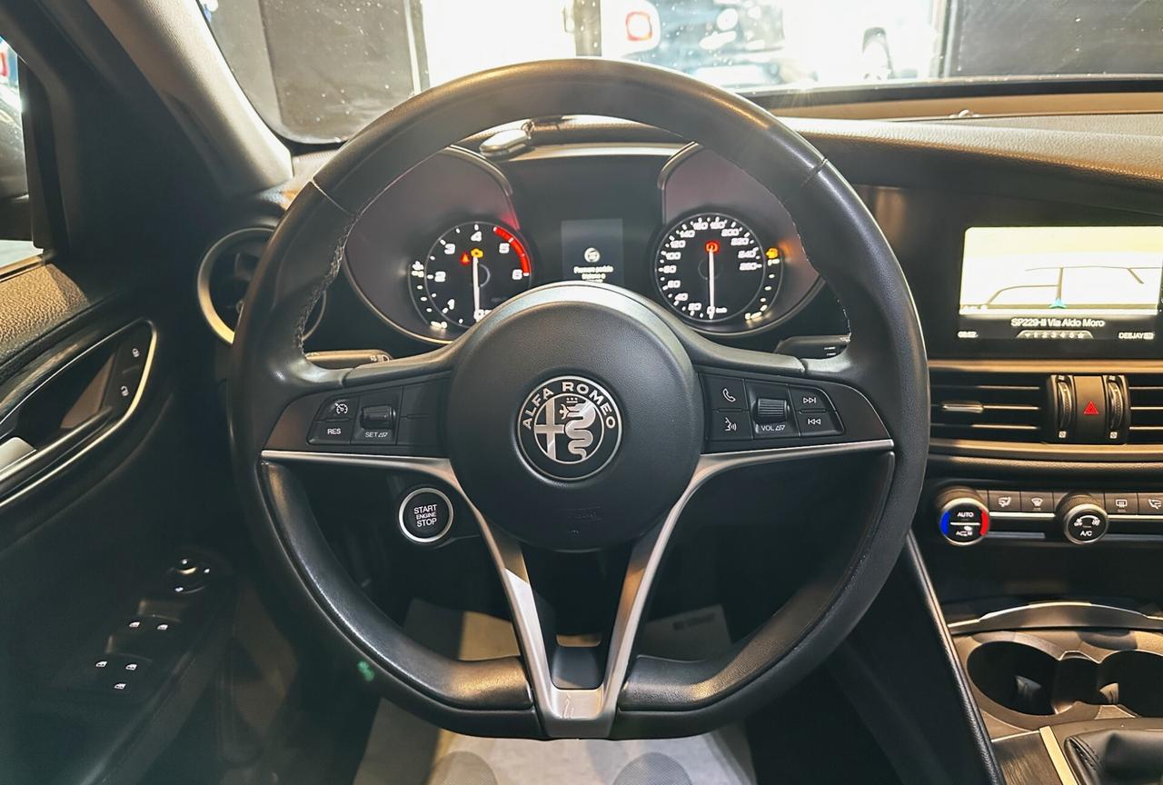 Alfa Romeo Giulia 2.2 Turbodiesel 150 CV Super