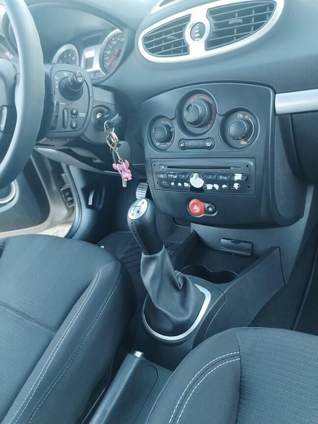 Renault Clio 1.2 16V 5 porte Dynamique GPL 2/2010 KM 97000 CONSEGNA CON MANUTENZIONI