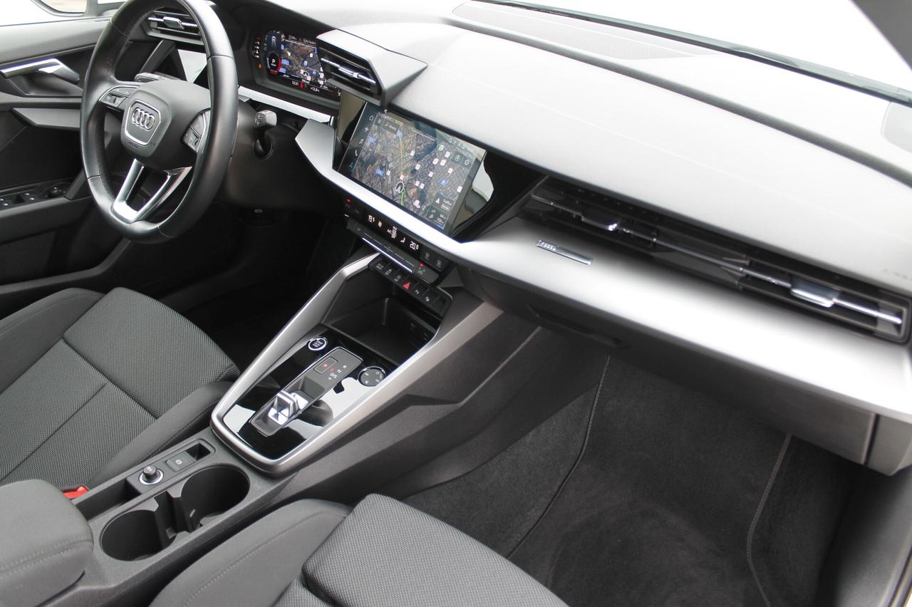 Audi A3 SPB 30 TDI S tronic line edition