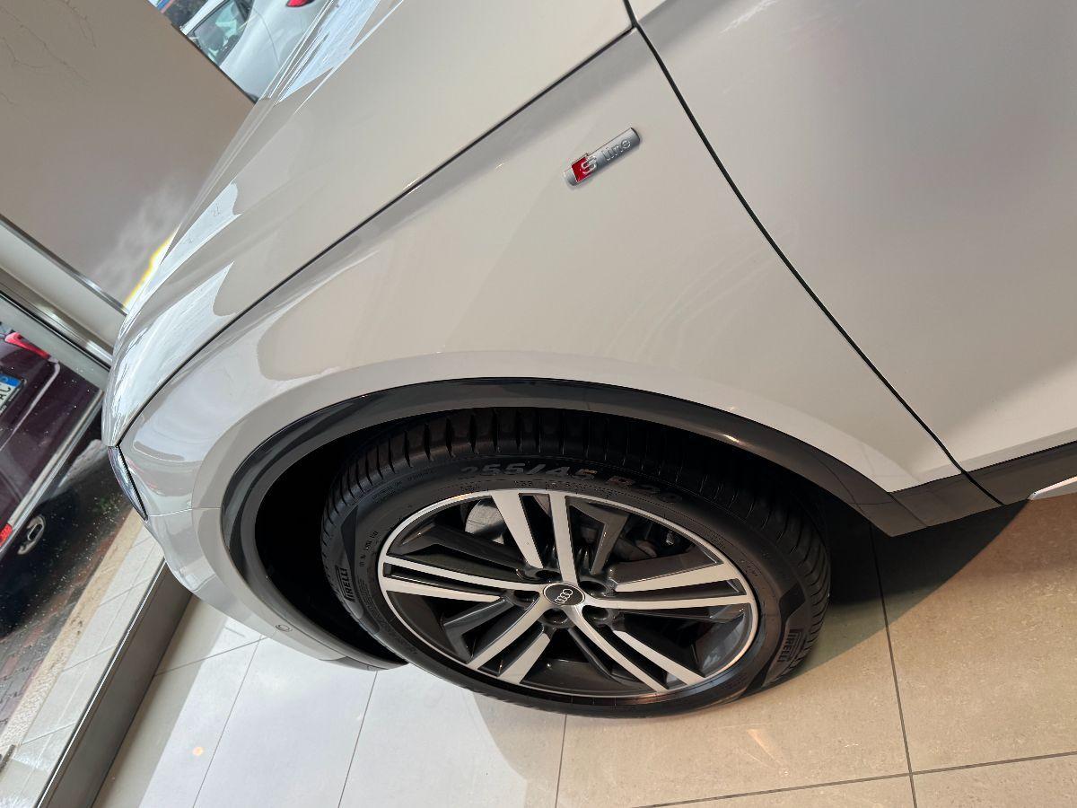 AUDI Q5 Sportback SPB TDI Pelle Cerchi 20 Luci ambient
