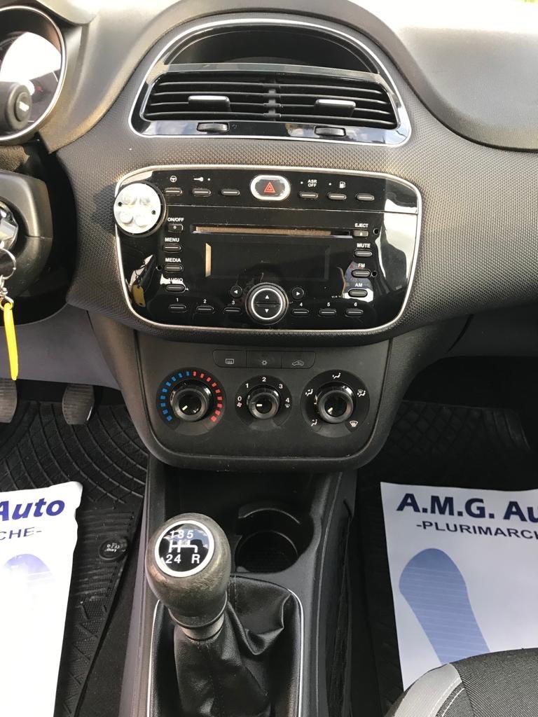 Fiat Punto 1.4 8V 77 CV 57 KW 5 porte Easypower Lounge