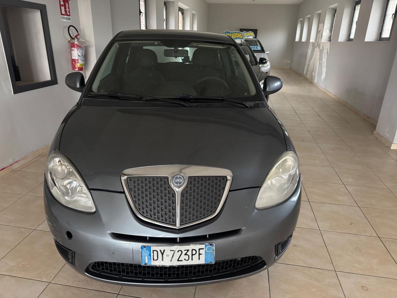 Lancia Ypsilon 1.4 Argento Ecochic GPL