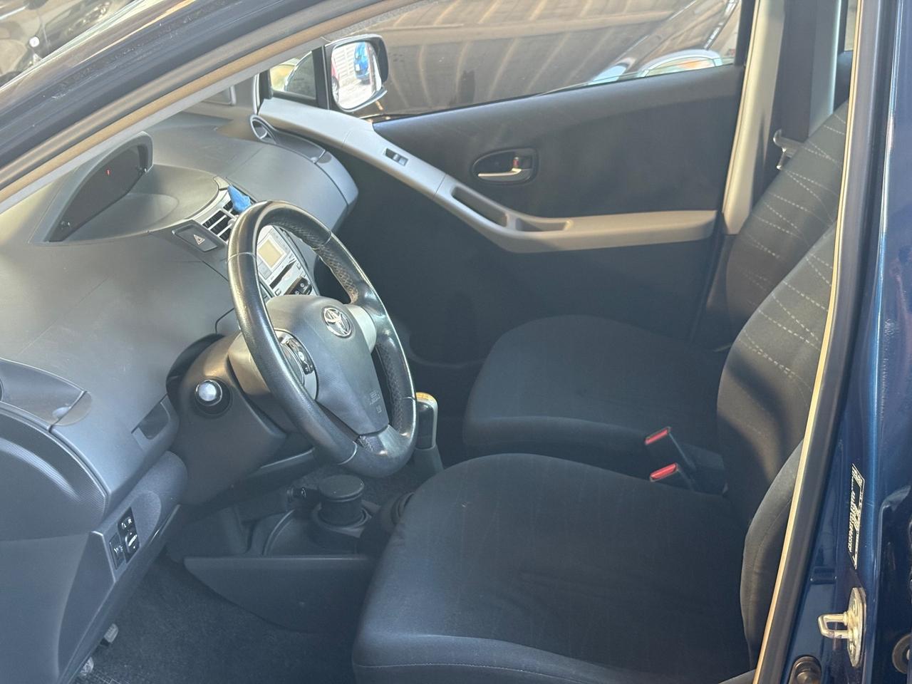 Toyota Yaris 1.3 5 porte Sol