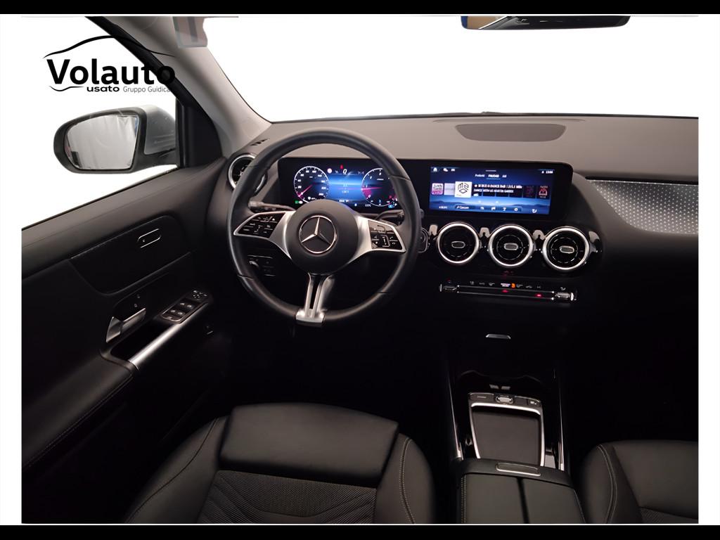 Mercedes-Benz GLA-H247 2023 - GLA 180 d Progressive Advanced auto