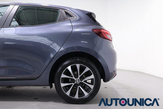 RENAULT Clio TCE 90 CV 5 PORTE BUSINESS FARI LED