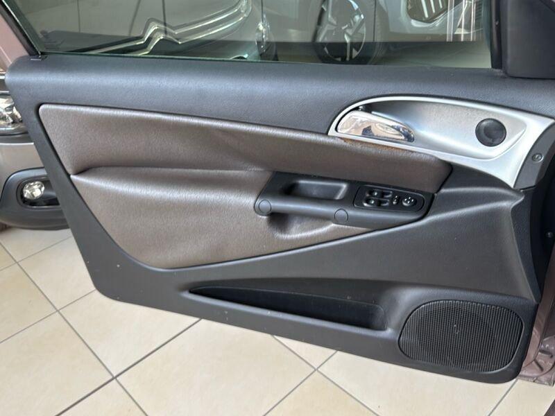 Lancia Ypsilon Ypsilon 1.2 8v Elle