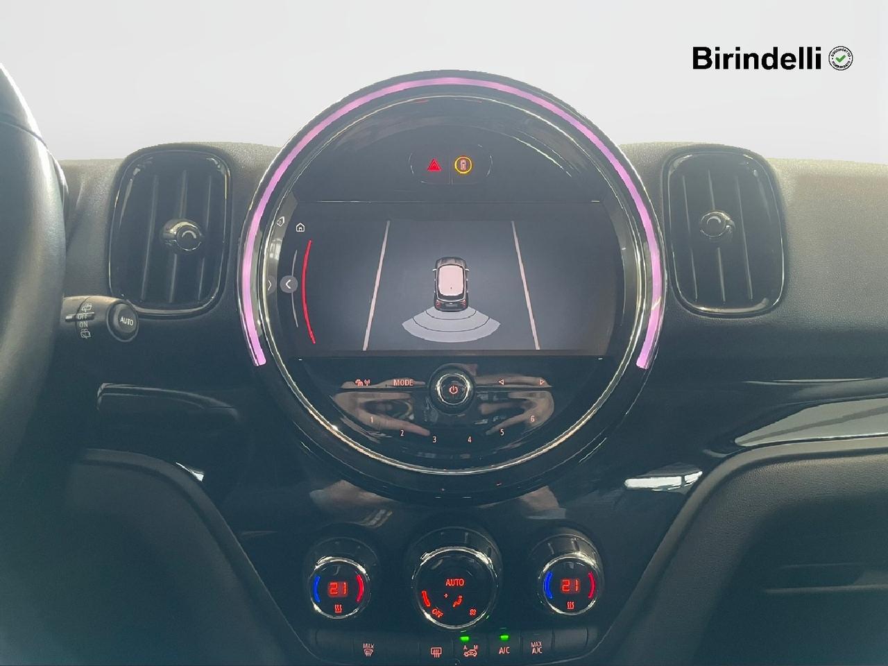 MINI Mini Countrym.(F60) - Mini 2.0 Cooper D Essential Countryman